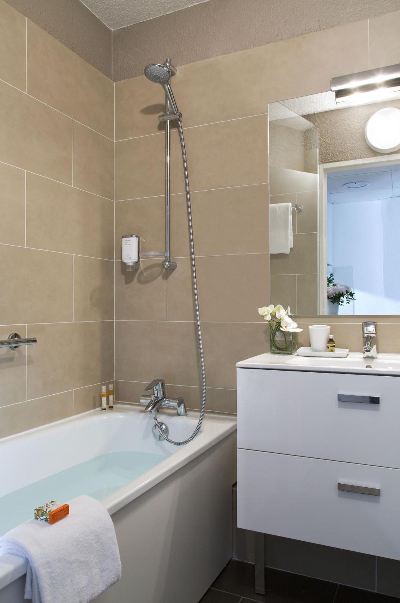 Citadines Croisette Кан Стая снимка